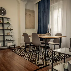 https://poseidons-apartment-on-white-tower-midas-home.hotels-of-thessaloniki.com