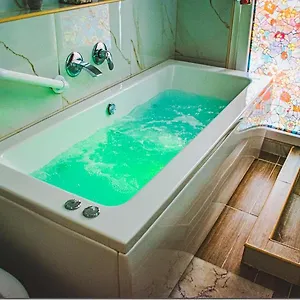 Kassandrou Hot Tub-jakuzzi - 2 Bedrooms - Big Balcony - Center Διαμέρισμα Θεσσαλονίκη
